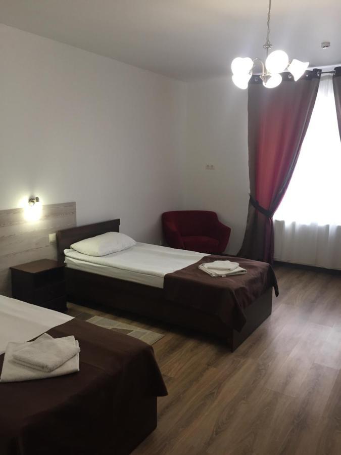 Hotel Karpaty Ivano-Frankivsk Exterior foto